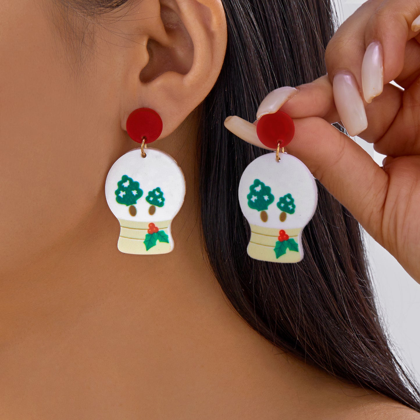 Pendientes acrílicos de Navidad dulces y atrevidos con motivos de casa de corazón, hombre de jengibre, campana y Papá Noel