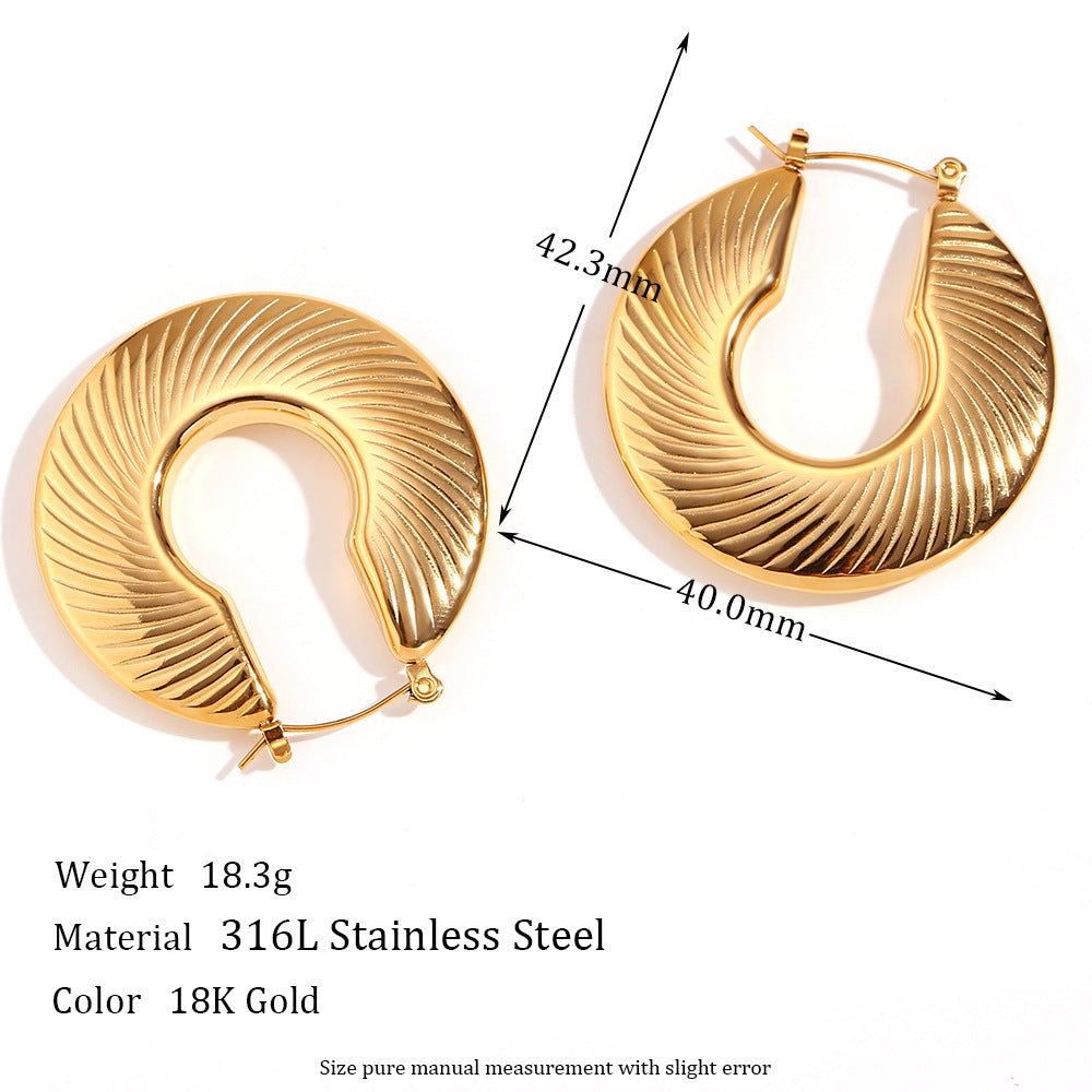 Fashionable Geometric Stainless Steel Earrings with 18K Gold Plating and Fringe Detail for Women