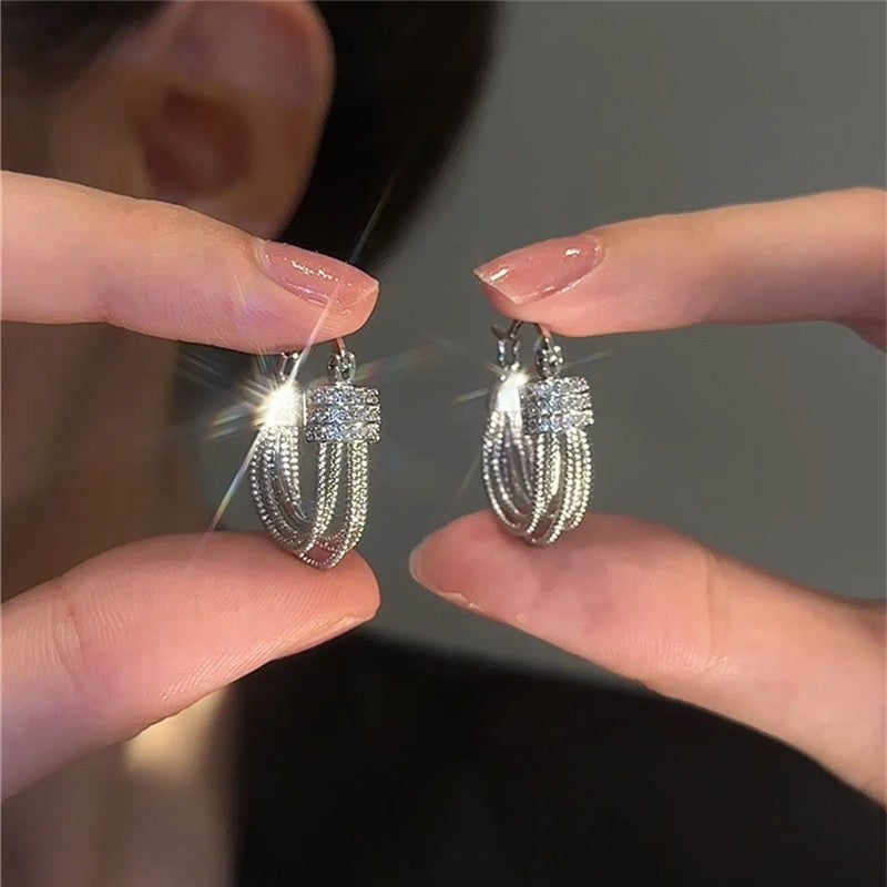 Aretes Geométricos Minimalistas de Cobre con Acabado Chapado para Mujer Pendientes Modernos y Versátiles
