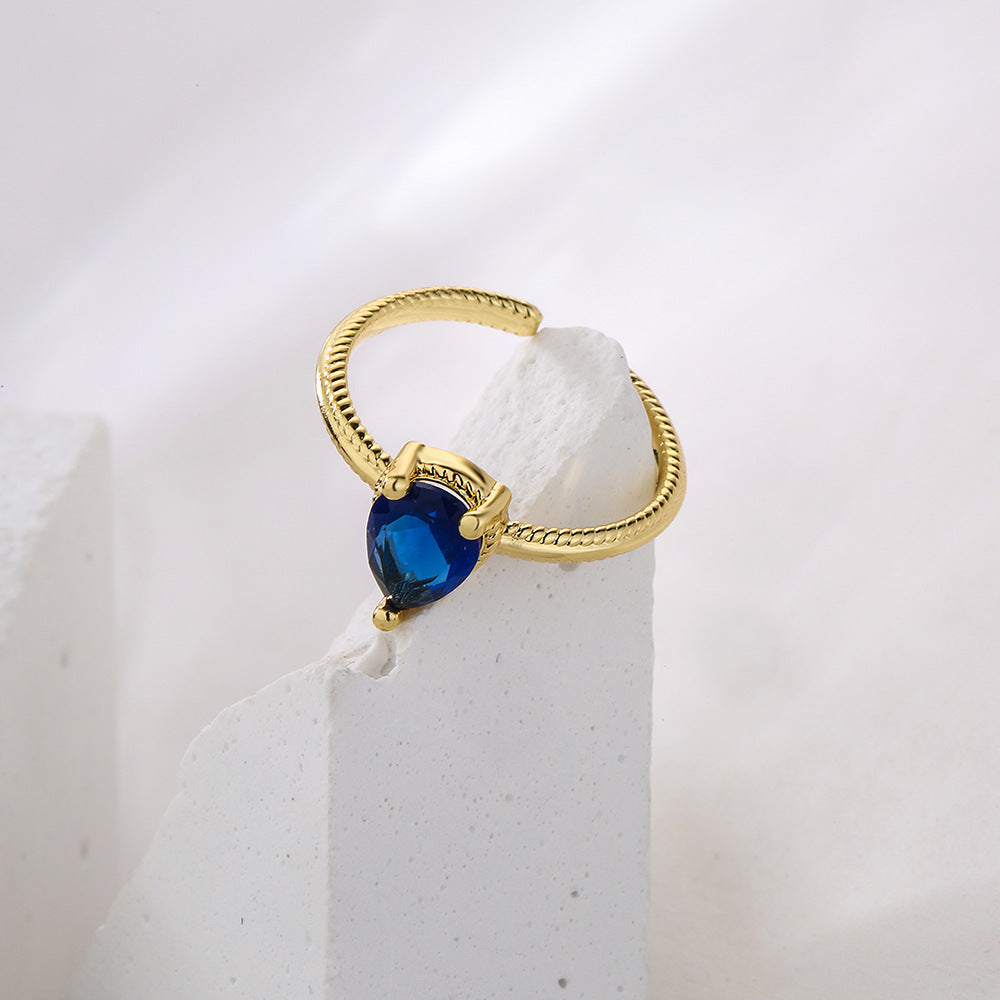 Anello Minimalista a Cuore con Zirconi per Donna in Rame con Placcatura in Oro Vero e Micro-Pavé
