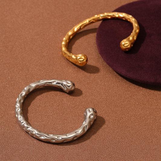 Fashionable Geometric Textured Titanium Steel Bracelet for Women with 18K Gold Plating and Irregular Raised-Low Relief Surface