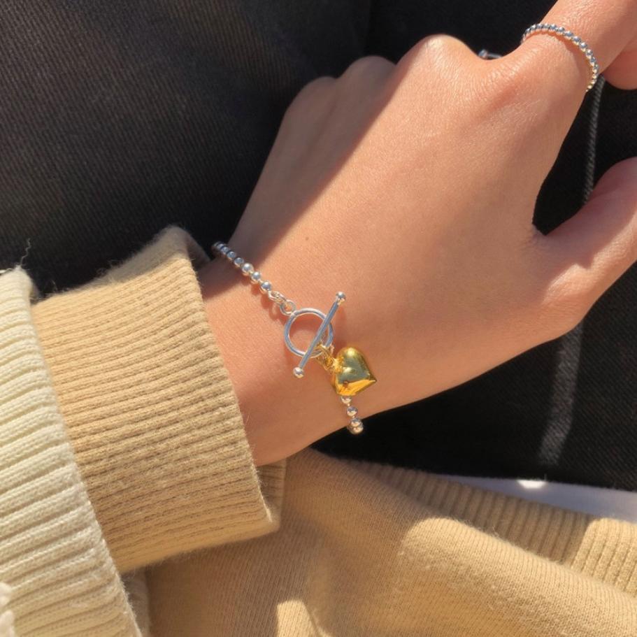 Bracciale Minimalista con Cuore in Argento Sterling S925 e Perline Rotonde Lisce