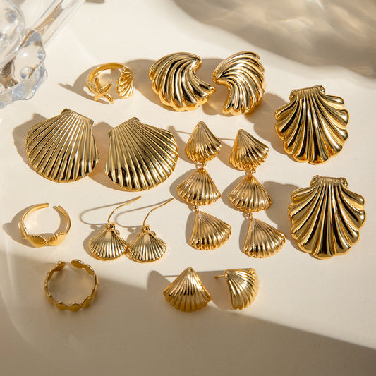 Summer 2024 Ocean-Inspired Shell-Shaped Stainless Steel Stud Earrings for Women with Plated Finish