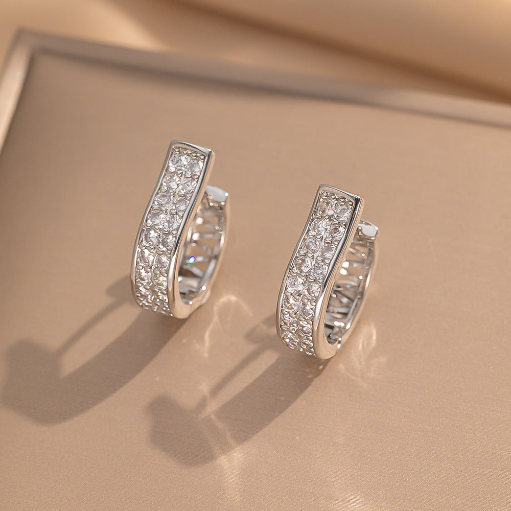 Orecchini in rame a cuore minimalisti moderni da donna con placcatura in oro vero e intarsio in zircone