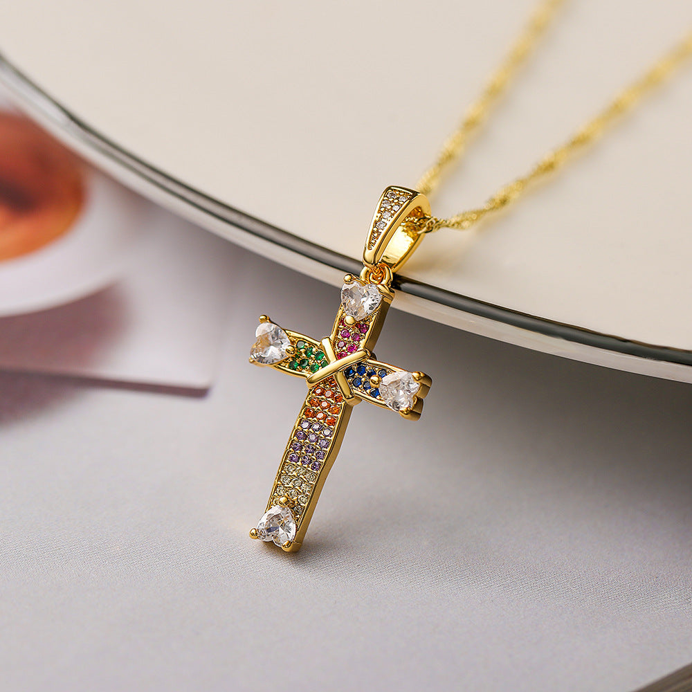 Geometric Pendant Necklace for Women in Copper with 18K Gold Plating and Zircon Inlay, Fashionable Minimalist Clavicle Chain