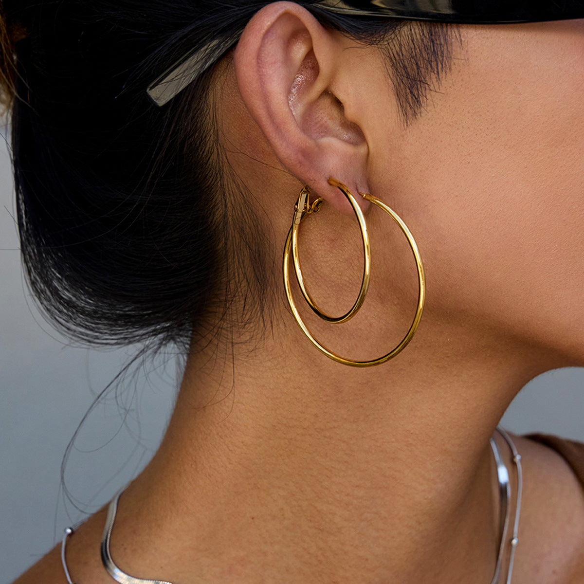 Orecchini a Cerchio Minimalisti Geometrici in Acciaio Inossidabile Placcato per Donna