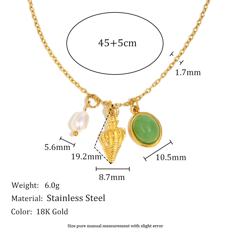 Collana con ciondolo a conchiglia minimalista in acciaio inossidabile placcato oro 18 carati da donna