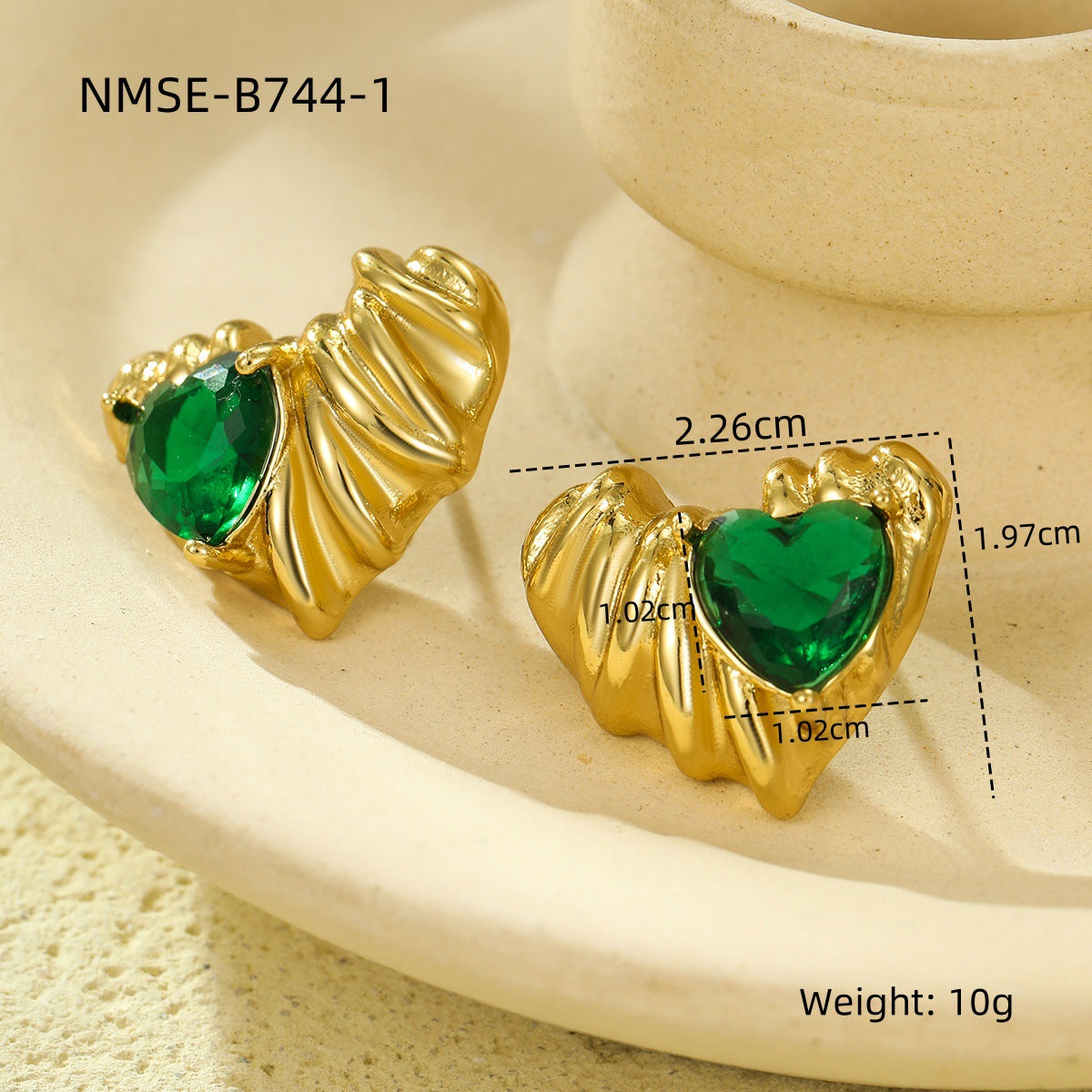 Pendientes de Acero Inoxidable en Forma de Corazón Estilo Vintage con Incrustaciones de Circones y Baño de Oro de 18K