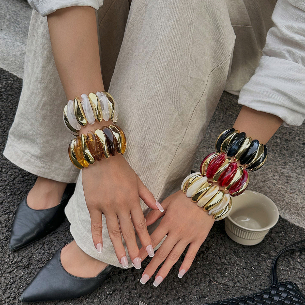 Vintage Elegant Geometric Oval Resin Gradient Bracelet for Women