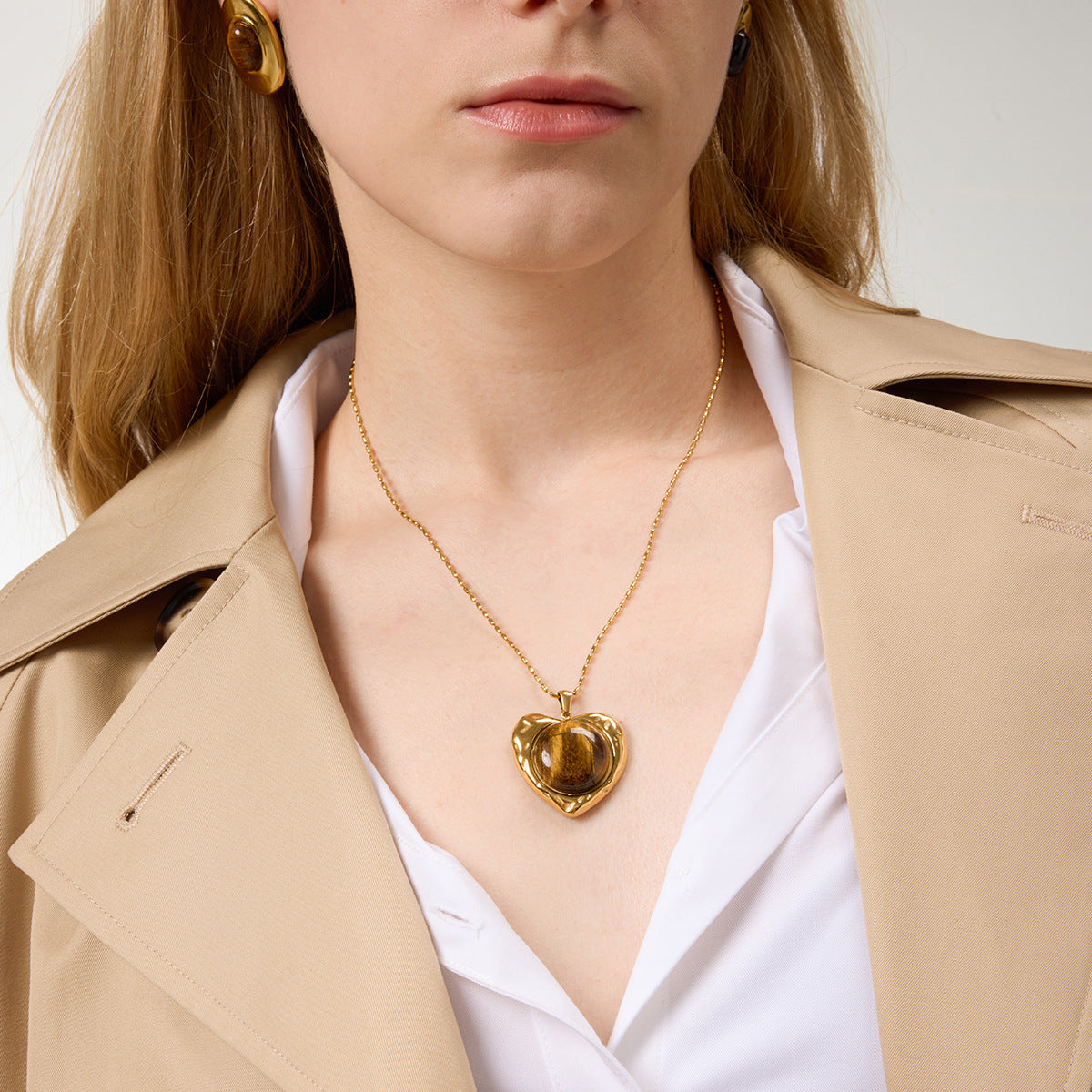 Collana con Ciondolo a Cuore Minimalista in Acciaio al Titanio Placcato per Donna, Catena Leggera da Abbinare a Strati