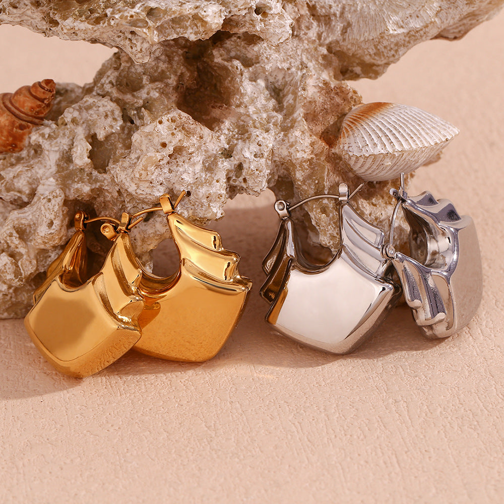 Minimalist Fashion Geometric Fan-Shaped Hollow Stainless Steel Earrings with 18K Gold Plating for Women