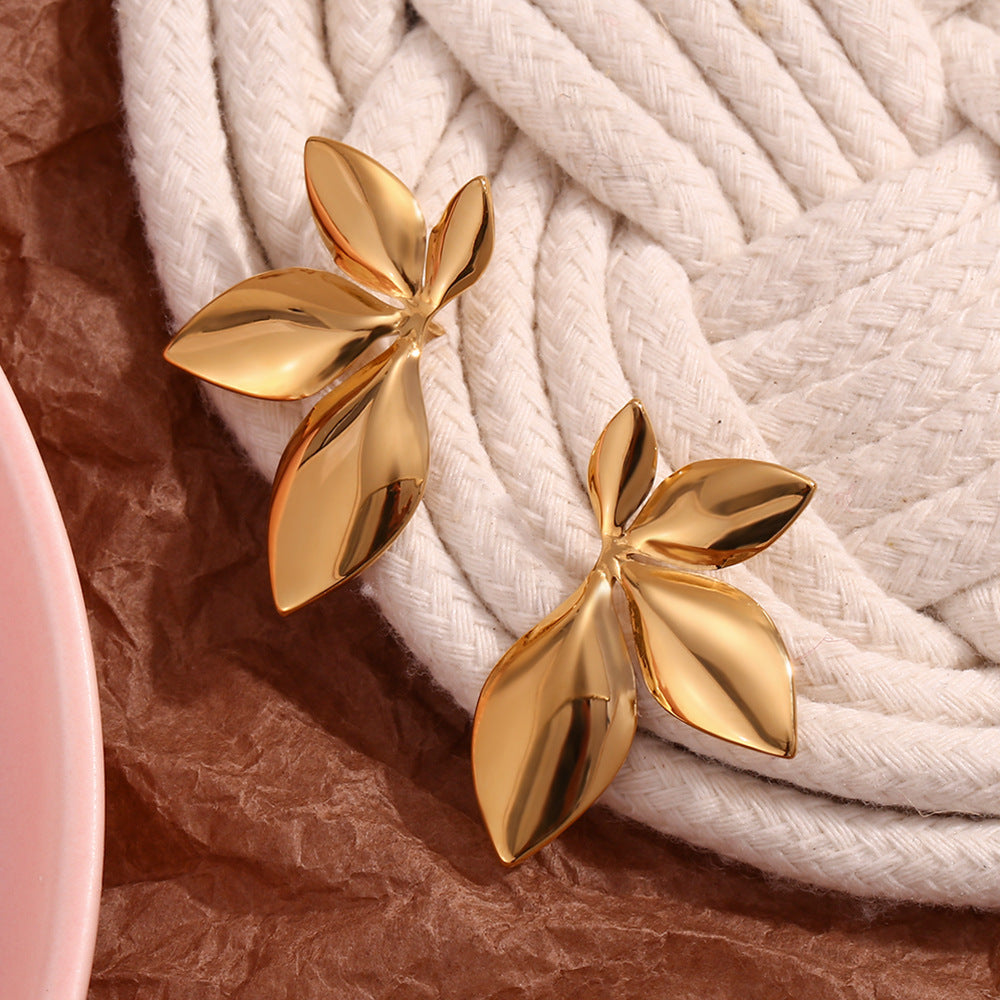 Minimalist Floral Leaf Stainless Steel Earrings for Women with 18K Gold Plating and Polished Finish
