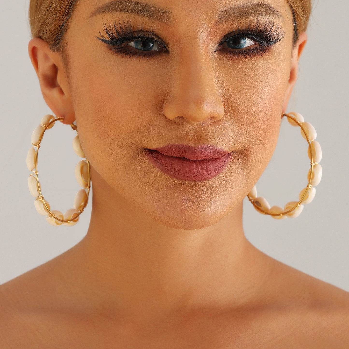 Geometric Shell Earrings for Women Handwoven Beach Vacation Jewelry with Plated Metal Hoops