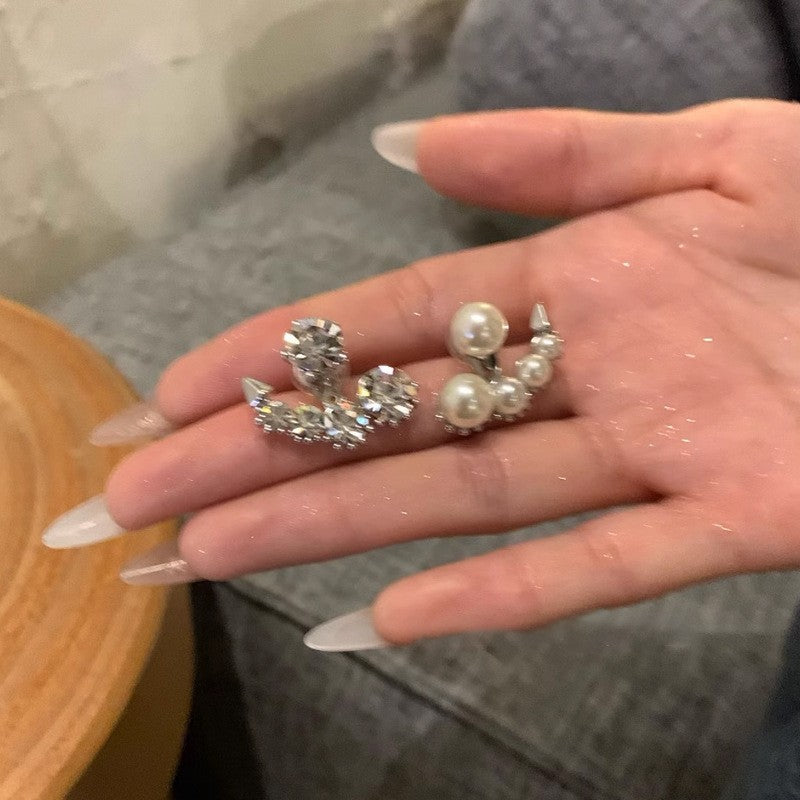 Pendientes de perlas geométricos para mujer con detalles de circonitas, postes de acero galvanizado, estilo retro lujoso y elegante para otoño e invierno