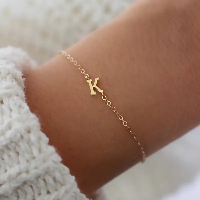 Braccialetto Minimalista con Lettera in Acciaio Inossidabile Placcato Oro Unisex A-Z