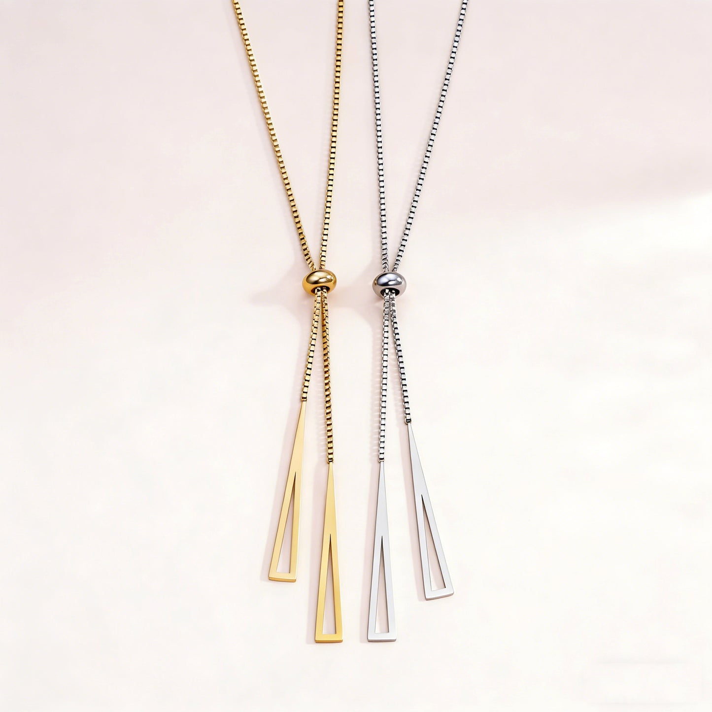 Collana da donna minimalista elegante geometrica in acciaio inossidabile placcato oro 18K