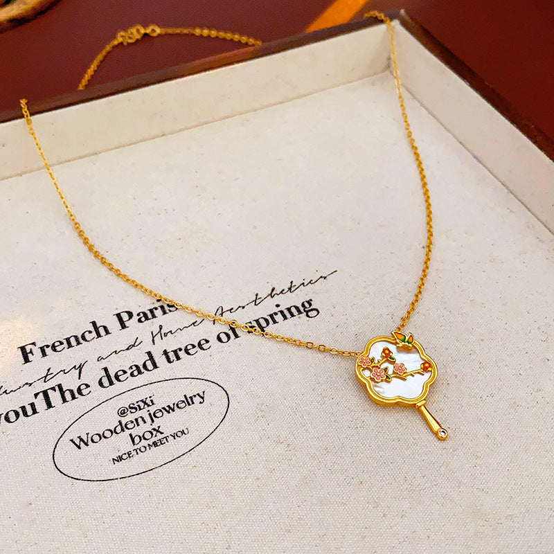 Nuevo Collar Colgante de Loto y Abanico Estilo Chino en Aleación con Baño de Oro, Diseño Geométrico, Elegante Cadena de Clavícula para Mujer