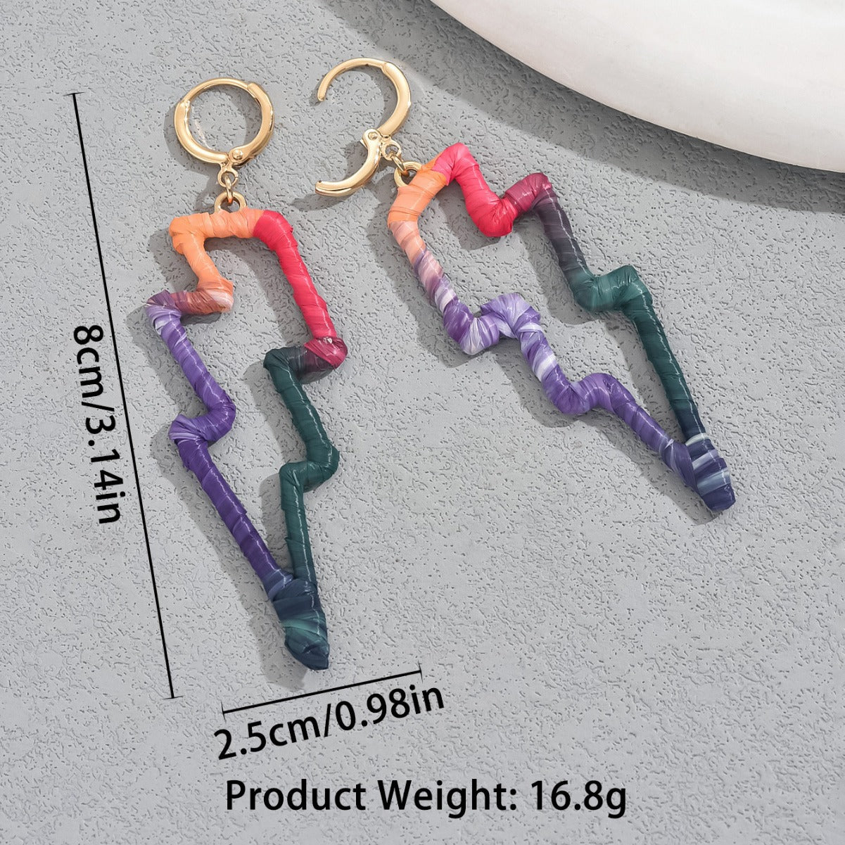 Pendientes de botón geométricos en forma de rayo, dulces y atrevidos, para mujer, de aleación de zinc con postes de acero inoxidable, hechos a mano con detalles lineales