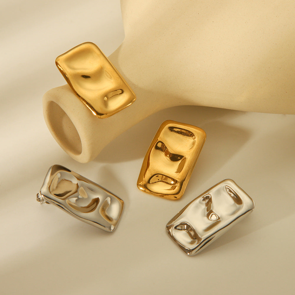 Pendientes Minimalistas Geométricos Cuadrados de Acero de Titanio para Mujer con Acabado Chapado y Diseño Moderno