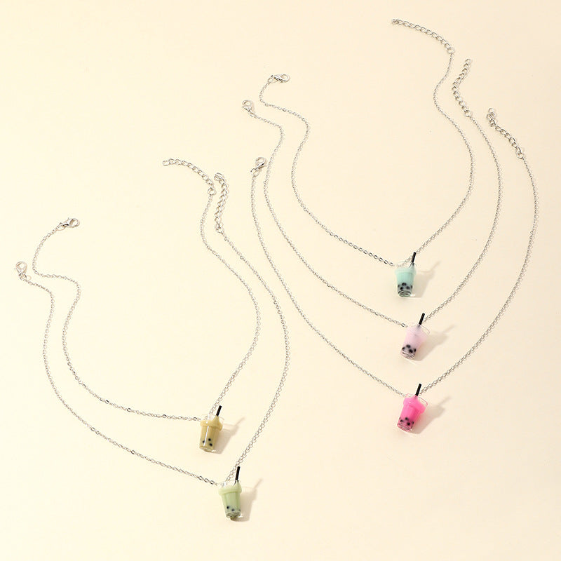 Collar colgante de té con leche de dibujos animados para niños con dije de resina y diseño de cadena de serpiente