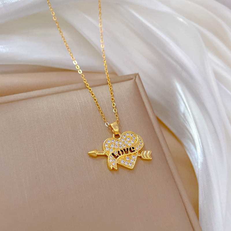 Minimalist Heart-Shaped Titanium Steel Necklace with Rhinestone Inlay for Women and Men, Delicate Clavicle Chain