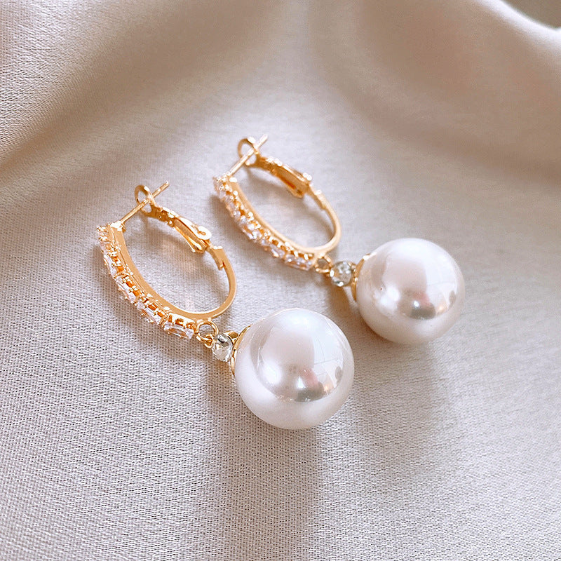 Eleganti Orecchini a Perno da Donna in Stile Francese Vintage con Zirconi Geometrici e Perle Imitazione