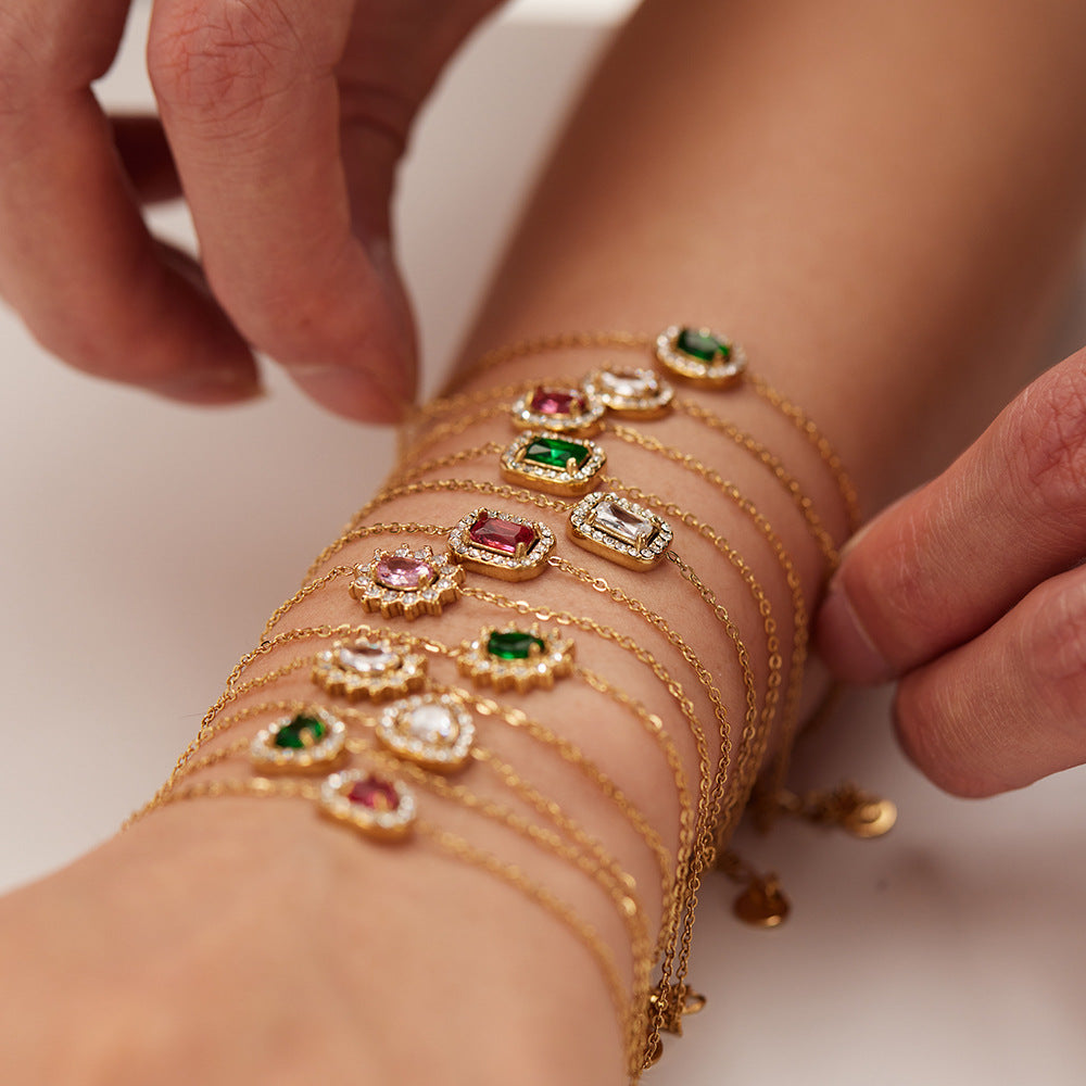 Bracciale da Donna Minimalista Geometrico a Forma di Girasole in Acciaio Inossidabile con Ciondolo a Cuore e Intarsio di Zirconi
