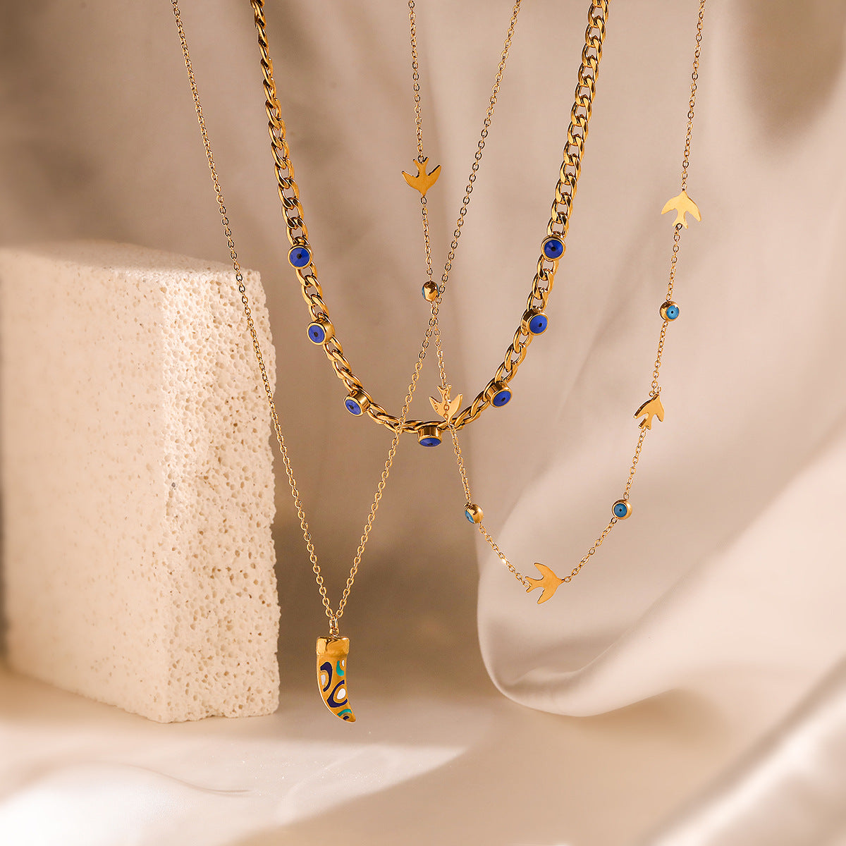 Minimalist Geometric Titanium Steel Necklace for Women with 18K Gold Plating and Enamel Eye Pendant