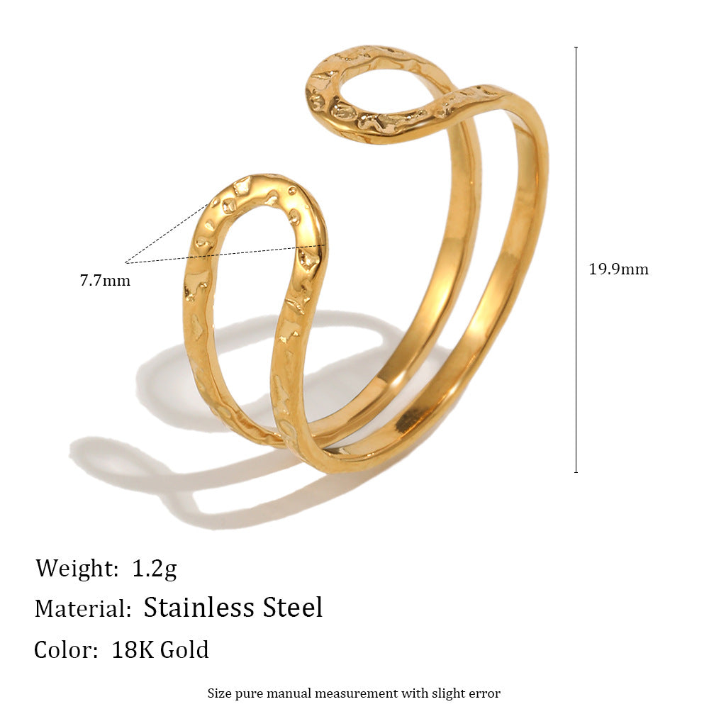 Anillo abierto geométrico minimalista de acero inoxidable chapado en oro de 18 quilates con textura martillada para mujer