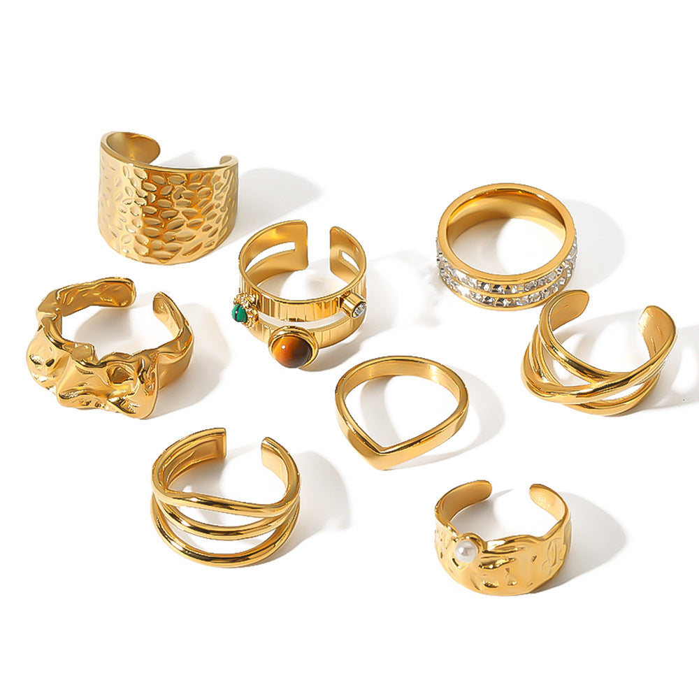 Anello da donna minimalista geometrico vintage in acciaio al titanio con intarsio di zirconi