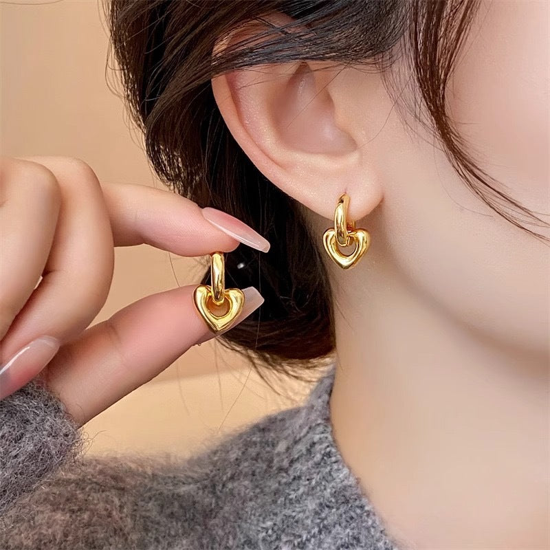 Orecchini a Clip a Cuore in Acciaio Inossidabile, Minimalisti e Dolci, con Finitura Placcata per Donna