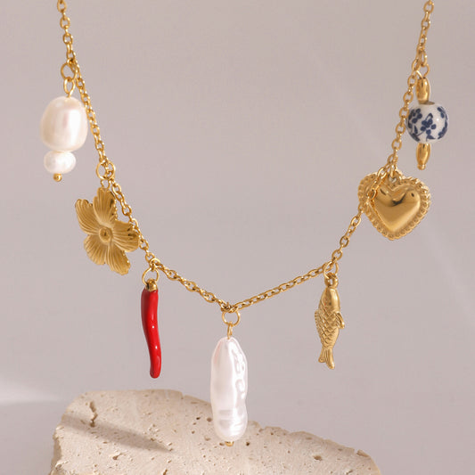 Collana pendente creativa in acciaio inossidabile a forma di cuore con ciondolo in acciaio al titanio e finitura galvanizzata per donna