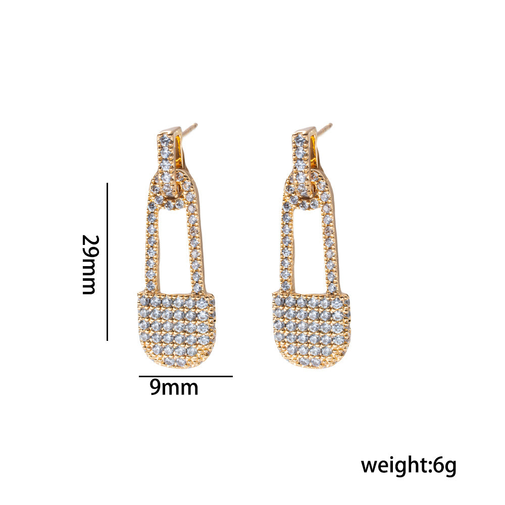 Set di collana e orecchini in acciaio al titanio con zirconi a forma di graffetta minimalista da donna