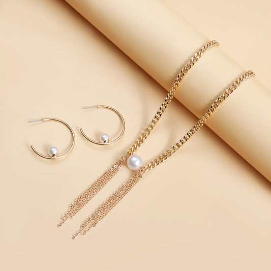 Collana Asimmetrica con Pendente a Nappa Lunga in Lega con Finitura Galvanica, Design Geometrico e a U, Stile Minimalista e Alla Moda