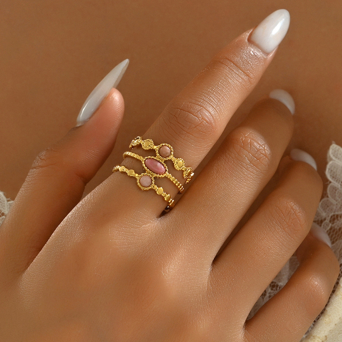 Anillo de cobre para mujer, geométrico minimalista, con incrustaciones bañadas en oro y diseño de banda abierta ajustable