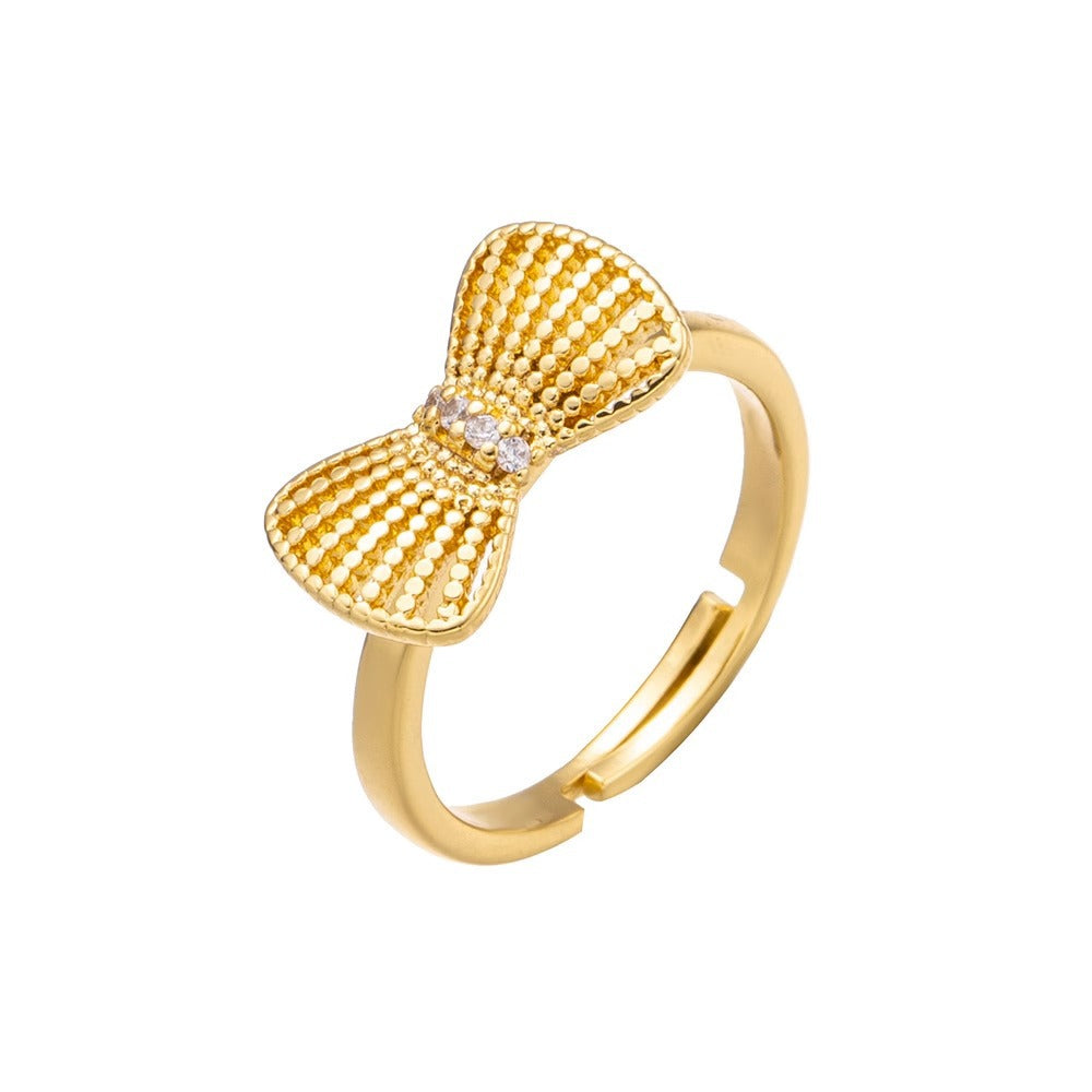 Anello Minimalista a Fiocco per Donna con Zirconia Micro-Incastonata su Base in Ottone Placcato Finitura Anello Regolabile