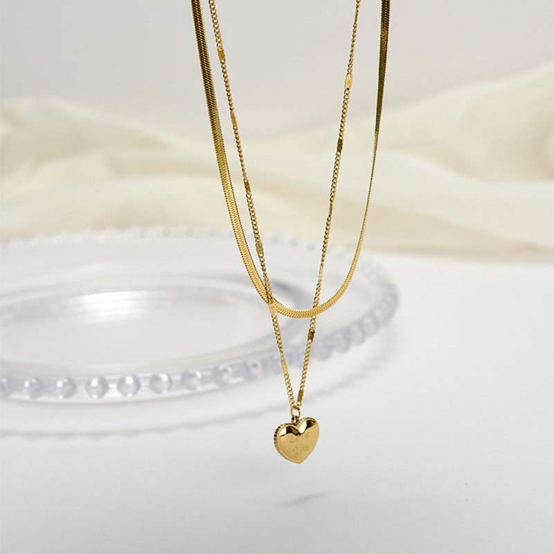 Collar de lujo de acero de titanio de doble capa con colgante de corazón para mujer con cadena de serpiente y diseño de amor estereoscópico