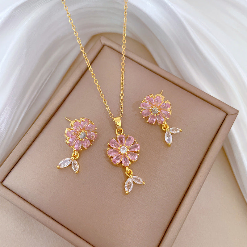 Luxury Titanium Steel Flower and Leaf Pendant Necklace Set with Rhinestone Inlay for Women Geometric Design Elegant Evening Party Jewelry