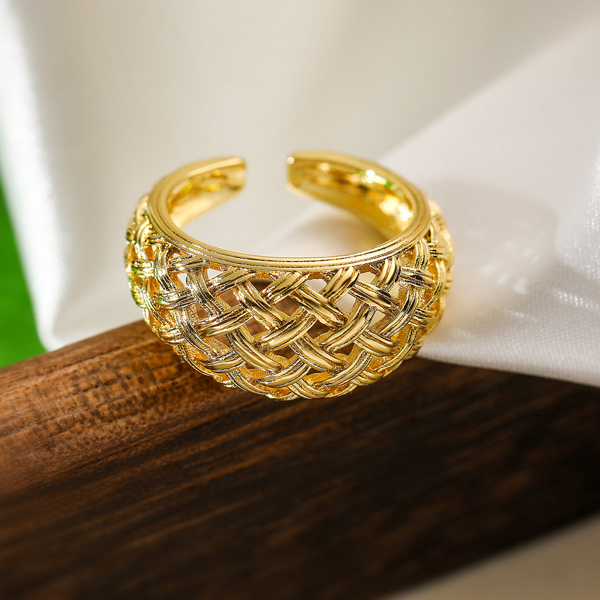 Minimalist Geometric Hollow-Out Copper Ring with 18K Gold Plating and Zircon Accents for Women