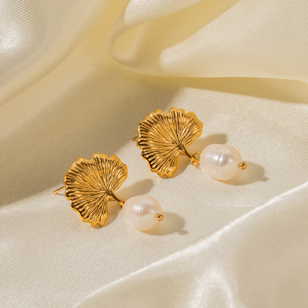 Trendy Minimalist 18K Gold Plated Stainless Steel Ginkgo Leaf Freshwater Pearl Stud Earrings for Women