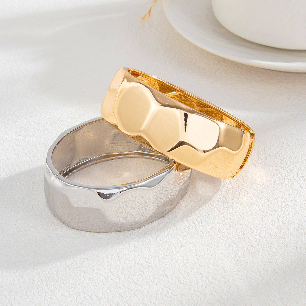 Minimalist Geometric Oval Plated Alloy Bracelet Set