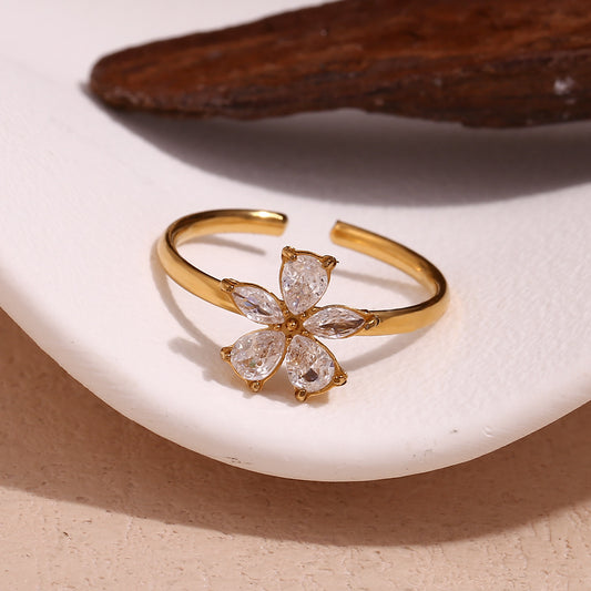 Fashionable Floral Open Ring for Women Made of Stainless Steel with 18K Gold Plating and Micro-Paved Zirconia Five-Petal Flower Design