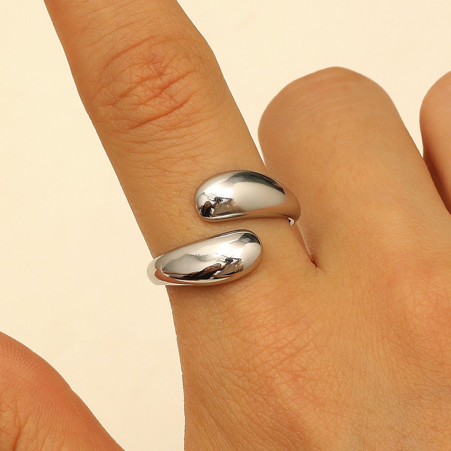 Anello Aperto da Donna a Goccia d'Olio Placcato in Lega con Motivo Floreale Geometrico Esagerato