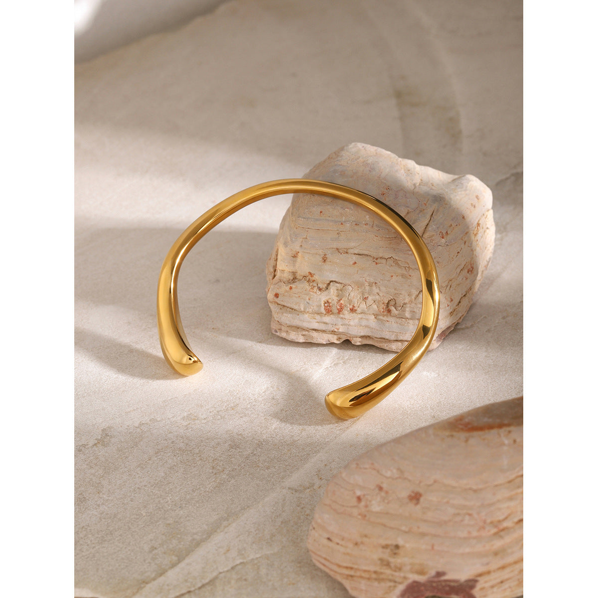 Minimalist 18K Gold Plated Round Stainless Steel Cuff Bracelet