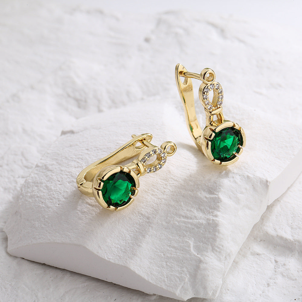 Orecchini Minimalisti Geometrici da Donna in Ottone Placcato Oro 18K con Intarsio in Zirconi
