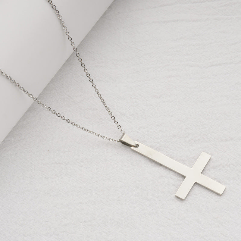 Collana con ciondolo a croce rovesciata in acciaio inossidabile, gioiello geometrico minimalista e alla moda per pendolari, da donna e da uomo