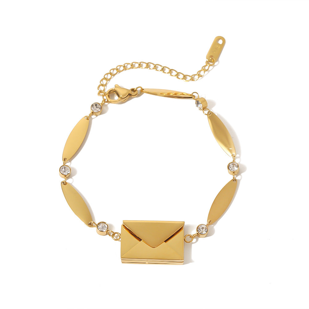 Bracciale Minimalista in Acciaio Inossidabile a Forma di Busta con Intarsio in Zircone e Placcatura in Oro 18K da Donna