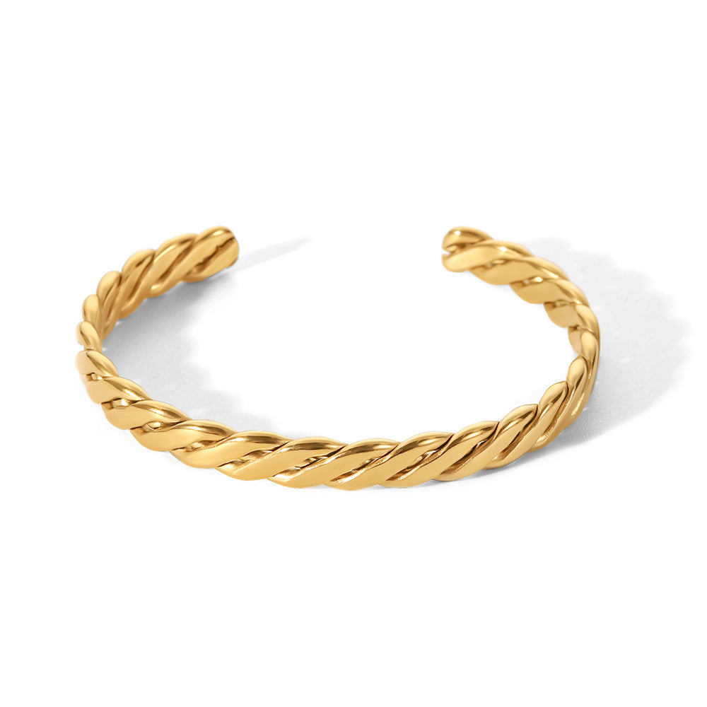Minimalist French Style Geometric Stainless Steel Cuff Bracelet with 18K Gold Vacuum Plating and Chunky Cuban Link Design