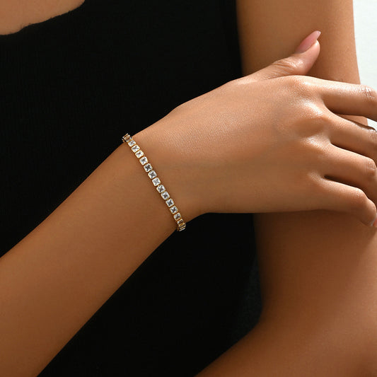 Pulsera Minimalista Dulce Geométrica de Cobre con Incrustaciones de Zirconia para Mujer