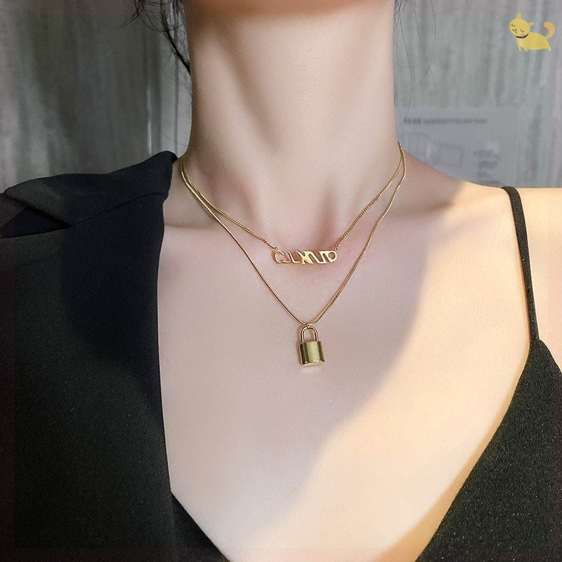 Minimalist Geometric Titanium Steel Snake Chain Necklace for Women with Vacuum Plating Finish Short Clavicle Layering Pendant